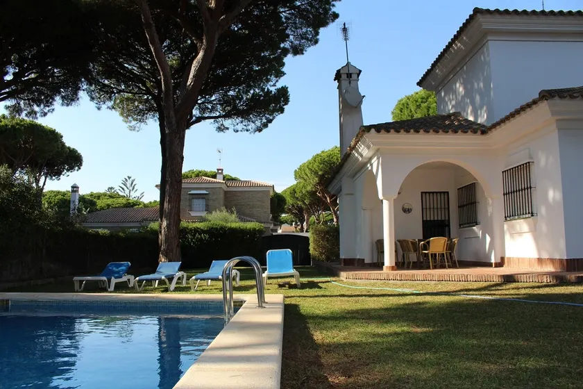 Villa mit Privatpool in Roche Residencial - Image 1