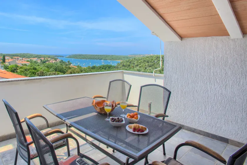 Abby rooftop suite with pool and sea view - Image 1