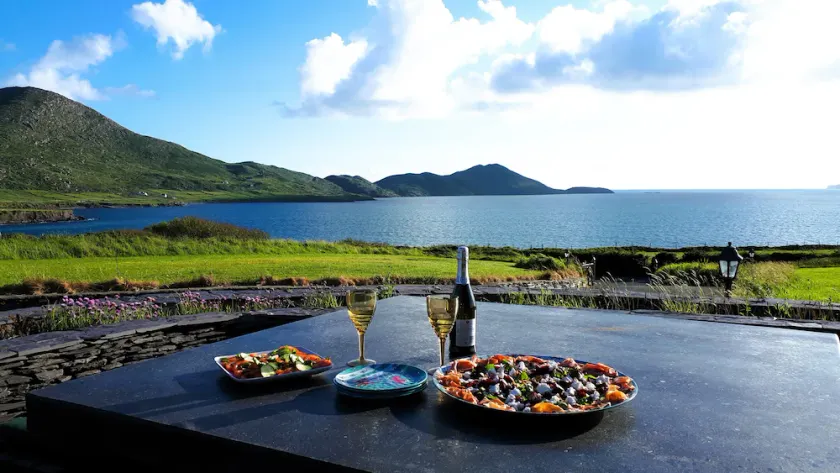 Ny Luksus 5 * Beachside Lodge med Sauna - 4 senge ensuite - Spectacular Location - Image 1