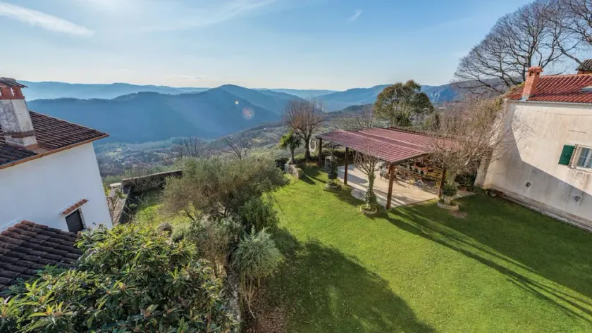 Holiday home in Sovinjak, Istria - Image 1