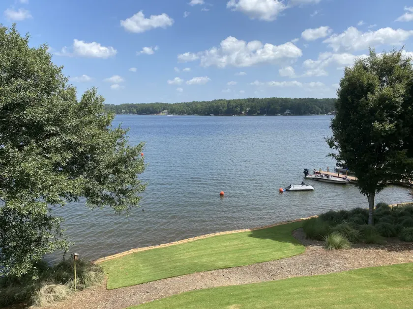 Gorgeous Waterfront View Condo in Cuscowilla on Lake Oconee - Image 1