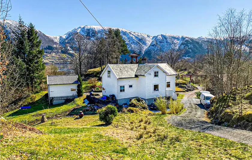 Cozy Home In Bruvik With Wifi - Image 1