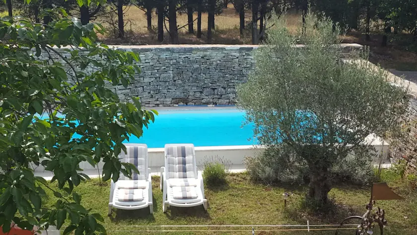 Lovely stone house for 6 people with pool and private space. - Image 1
