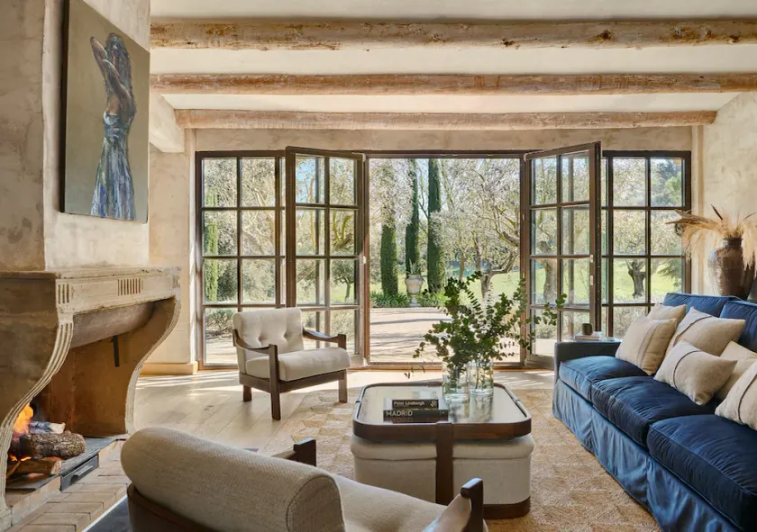 Spectacular unique villa in the Emporda - Image 1