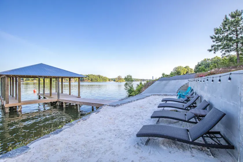 Lake Daze on Lake Martin - Image 1