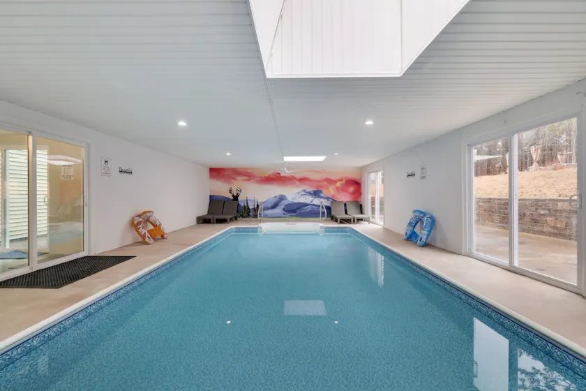 Heated Indoor Pool!!! MODERN 6BD/5BA HOUSE!!! - Image 1