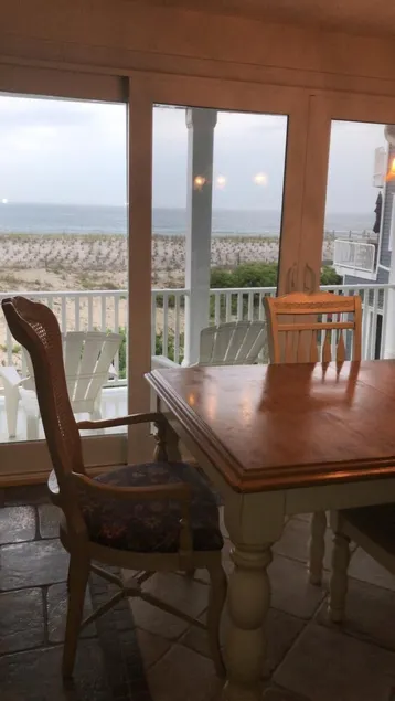 Ocean Beach Front will put you at complete Peace- Amazing Views - Image 1
