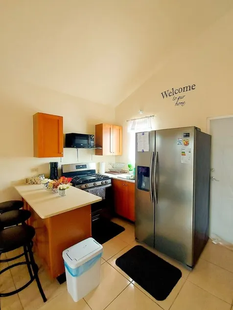 Homely and Cozy Little House - Image 1