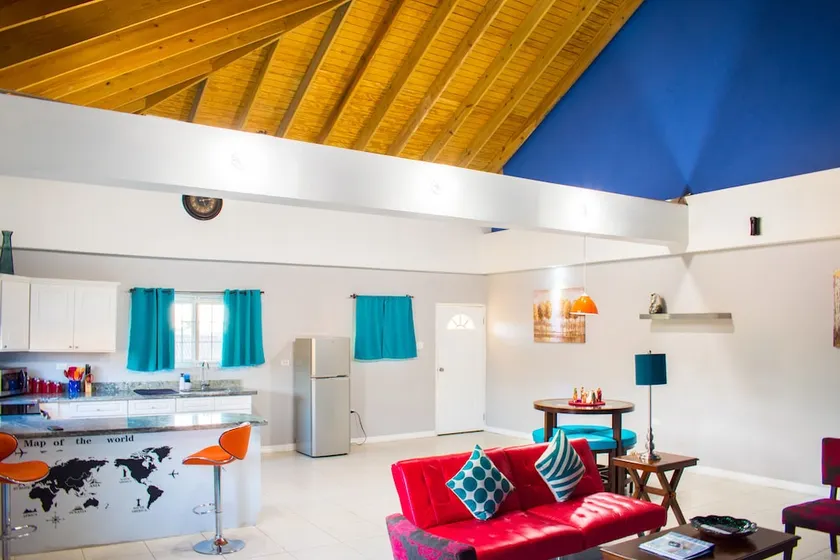 Casa Tamar Guest Apartments - Image 1