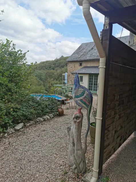 French dog friendly gite adjacent to a farmhouse converted as a residence. - Image 1