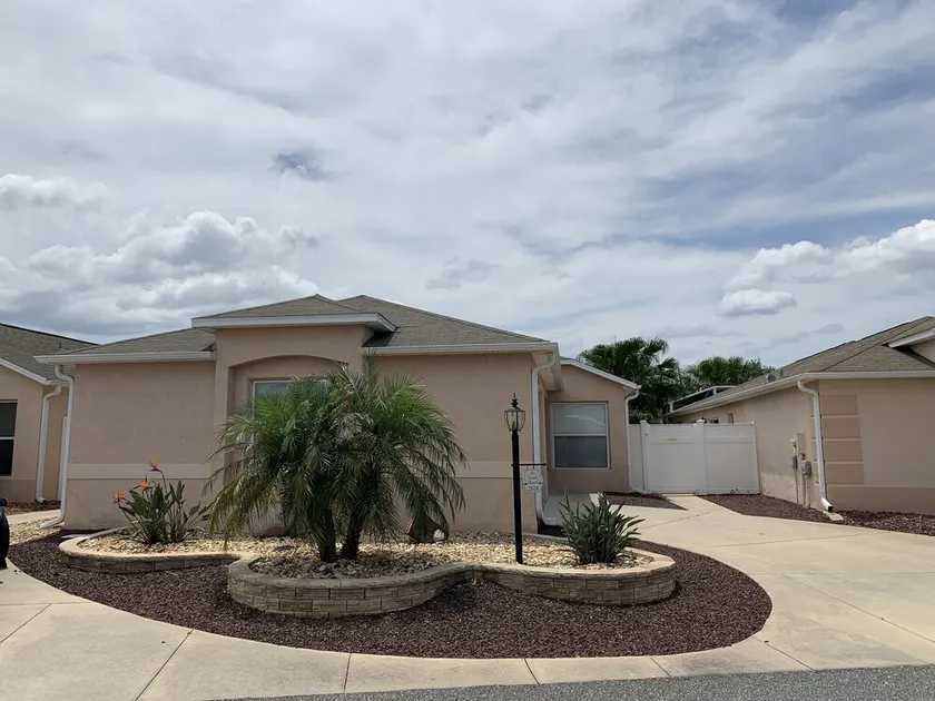 Beautiful Dog Friendly Home with Gas Golf Cart, BBQ Grill, & FREE WiFi! - Image 1