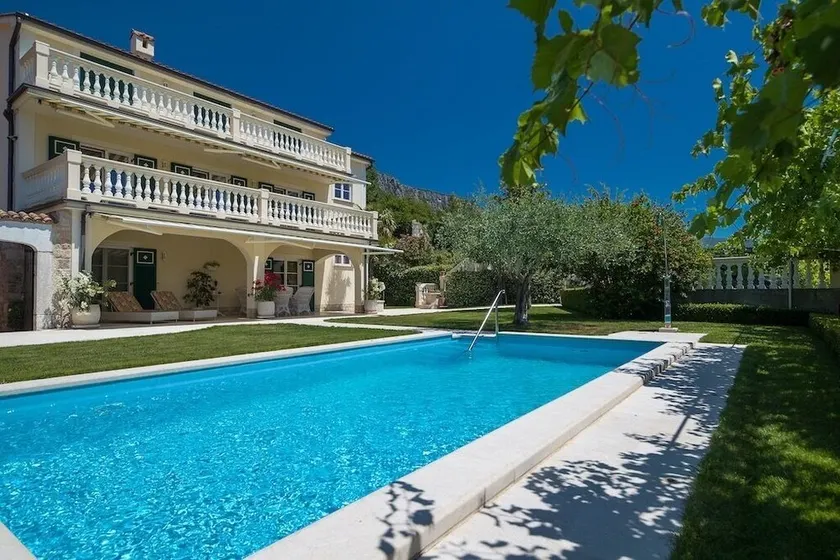 VinodolSun Villa Mediterran; luxury for 14 pers. Pool, sauna, tennis, outdoor kitchen - Image 1