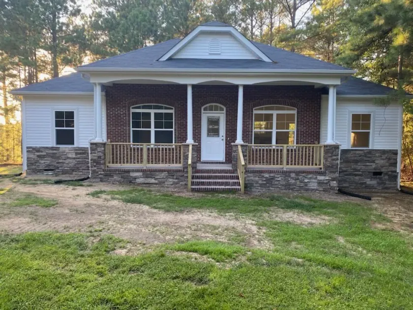 Private Guest House - Image 1