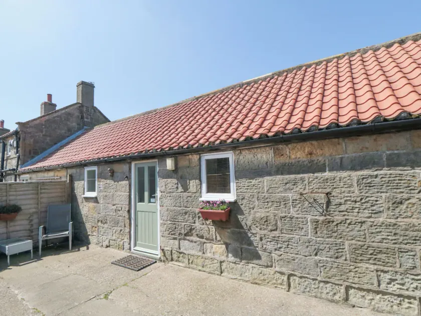 Abbey View Cottage, ROBIN HOOD’S BAY - Image 1