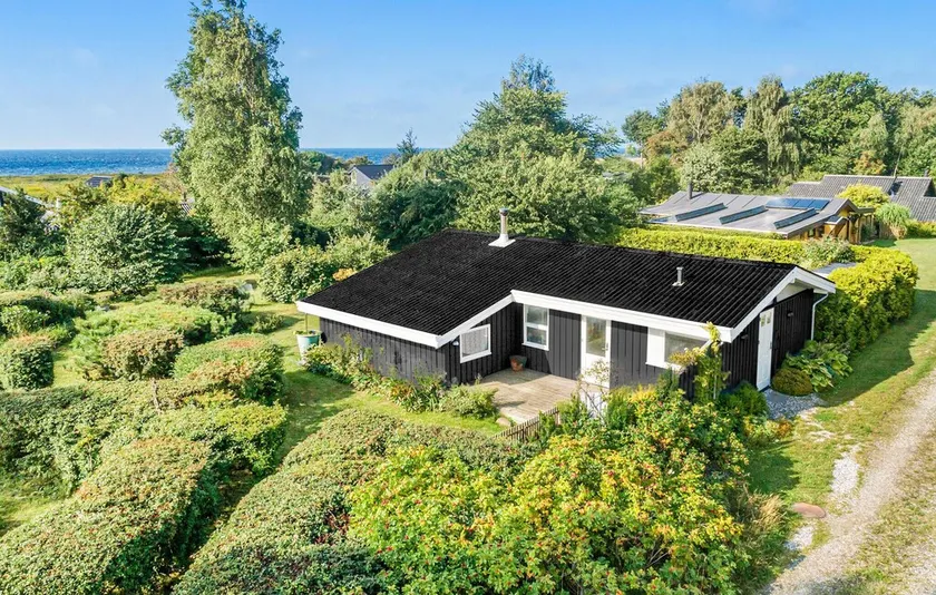 Mysigt hem i Nysted med hus havsutsikt - Image 1