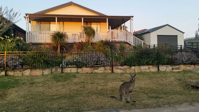 Relax and Enjoy a little bit of Sanctuary in Jervis Bay - Image 1