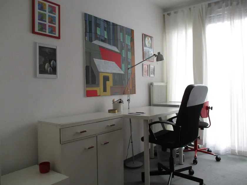 Bright, modern RH house with good infrastructure - Image 1