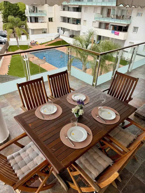 Roses: Santa Margarida Beach Apartment - FREE WIFI - Image 1
