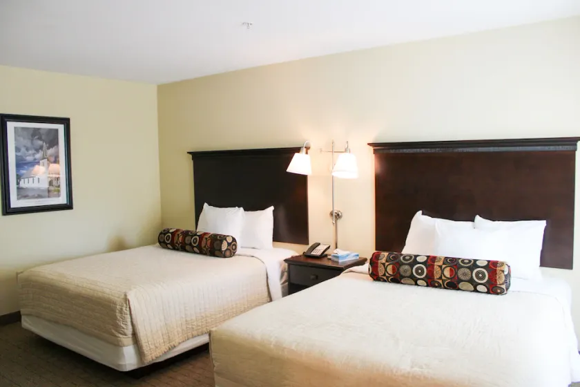 Marblehead Suite at Kelley's Island Venture Resort - Image 1