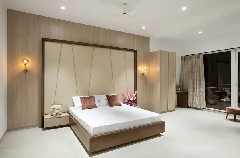 The Regal Banquets and Rooms - Image 1