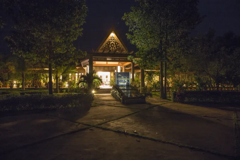 Samrith Hotel - Image 1