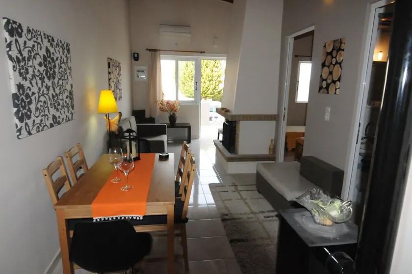 QUIET RESIDENCE \" ROSSA 18\" - Image 1