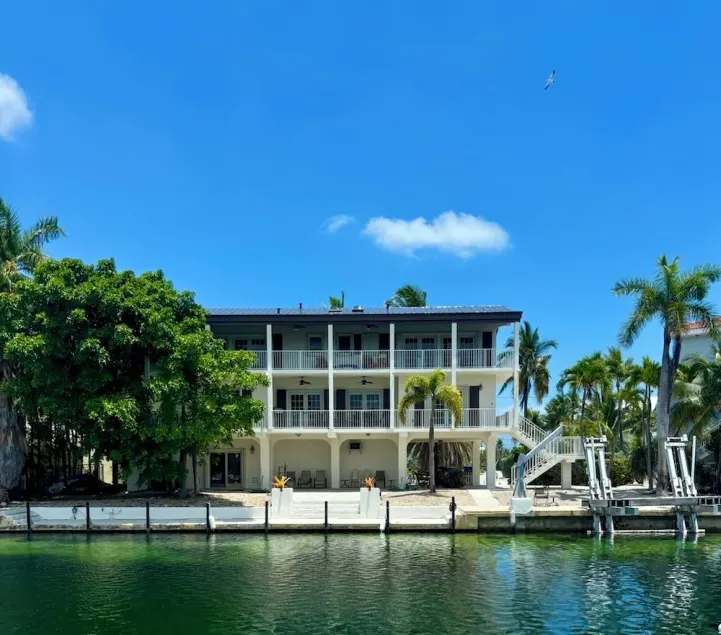 Magnifique Canalfront, Ocean View 3 chambres à coucher 3. 5 Bath Home - Water Enthusiasts Dream - Image 1