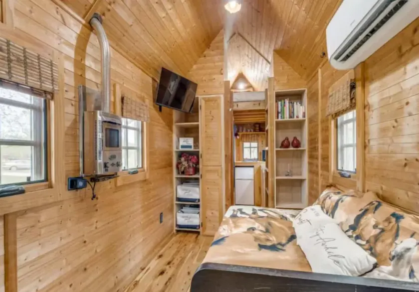 Redbud Falls Ranch Vacation Home, Horseback Riding - Image 1