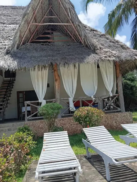 JOAHR VILLA - Image 1