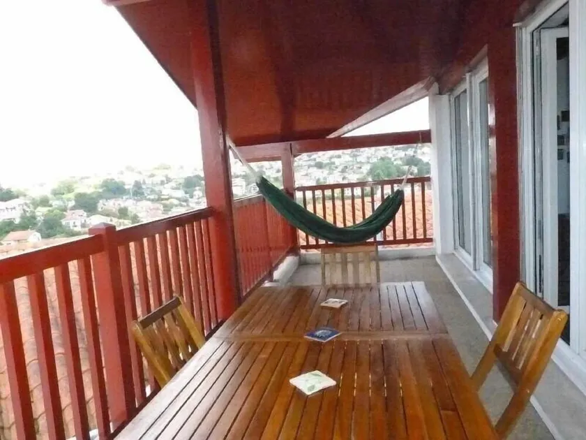 Generous holiday flat for 4 persons, WiFi - Image 1