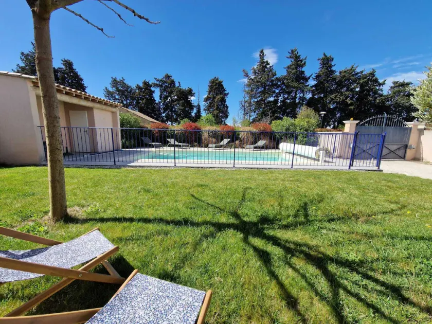 Villa with private pool in Provence - Image 1