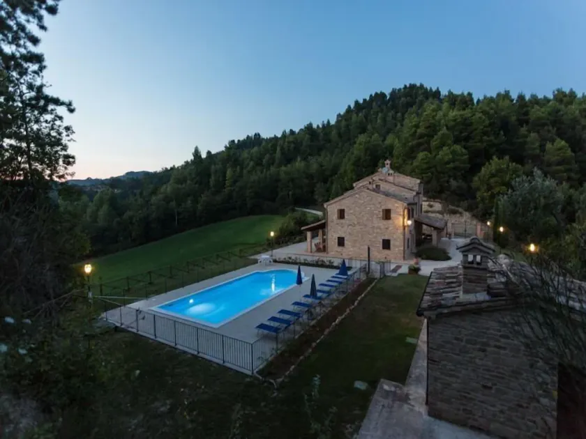Villa i Le Marche med fantastisk utsikt - Image 1