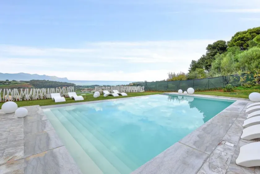 White Luxury Villa  with pool and Jacuzzi in the Sicilian Countryside - Image 1