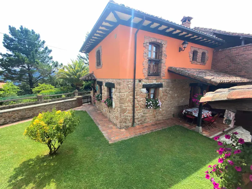 House - Image 1