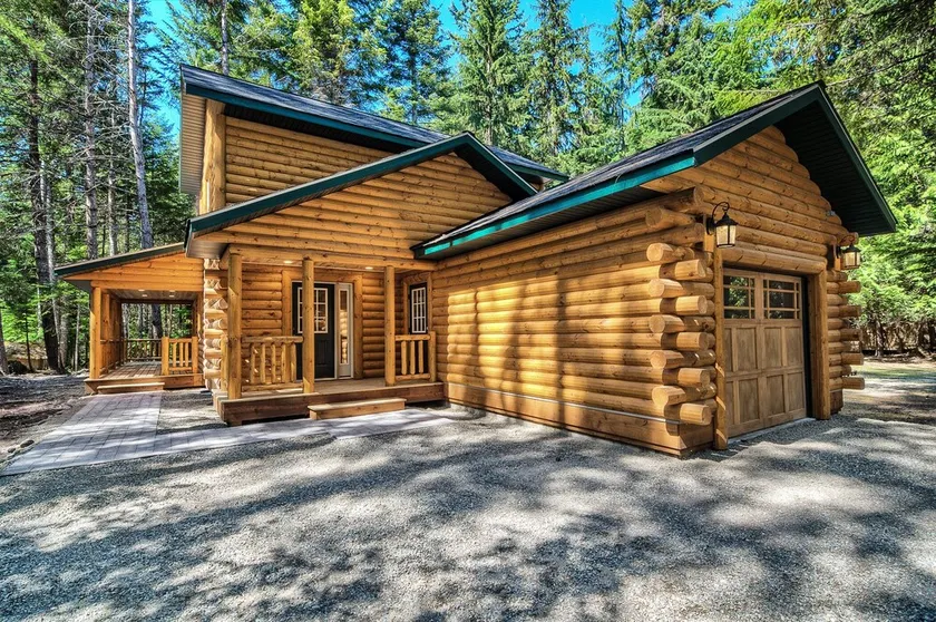 Erleben Sie LOG HOME in der Nähe von Crystal Mountain Skiing und Rainer Nat'l Park - Image 1