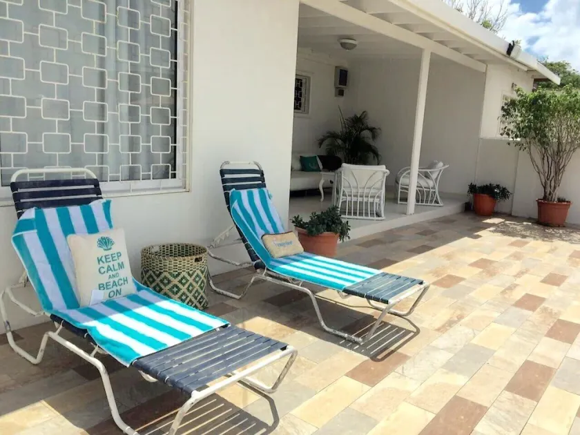 Beach Apartment - Image 1