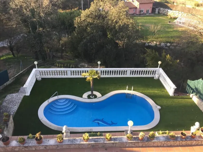 Charming 8 Bed Villa in Girona - Image 1