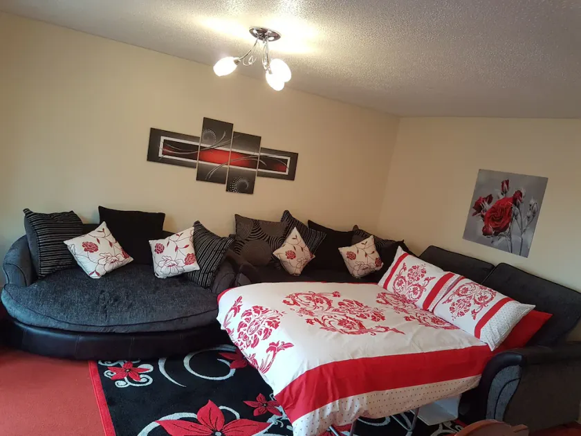 Edinburgh City Deluxe Apartment - Image 1