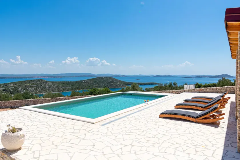 Casa familiar con piscina Bahía Triluke, Pasman (K-13577) - Image 1
