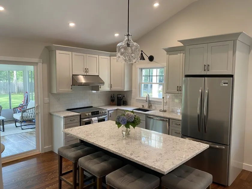 Totally Renovated Cottage on the North Fork 7 min. walk to the Beach - Image 1