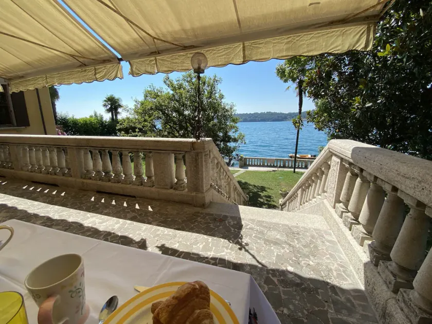 Gardasee Salò Luxuswohnung in alter romantischer Familienvilla, Terrasse, Garten - Image 1