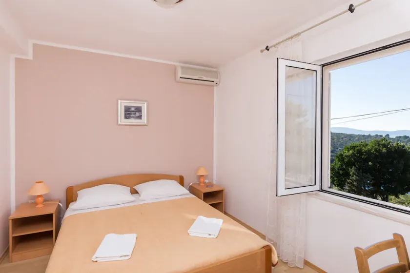 Appartement & Chambres Villa Katarina - Chambre Double avec Balcon Commun 3 - Image 1