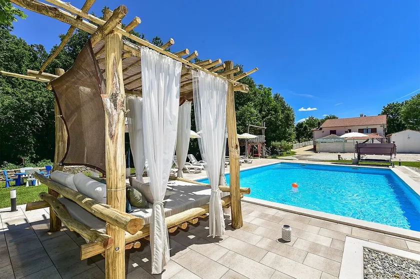 Apartment 1561/15973 (Istria - Žminj), 20000m from the beach - Image 1