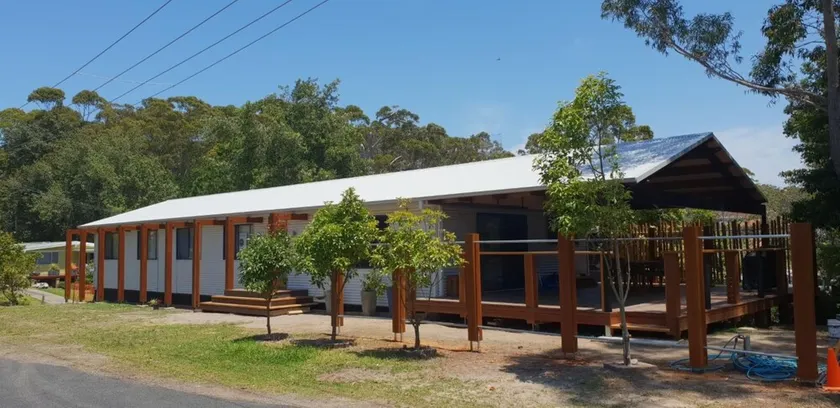 NARRAWALLEE HOLIDAY HOUSE - Image 1