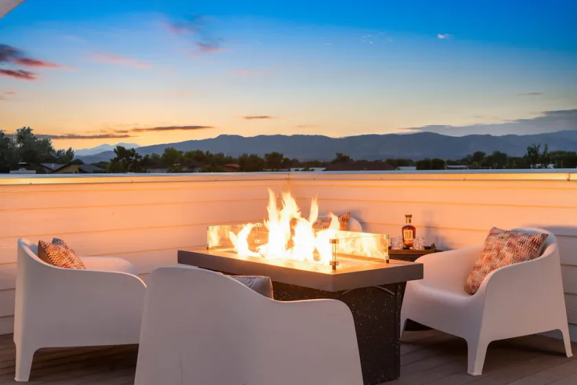 Sleek Home near Old Town with Rooftop Hot Tub & Mtn Views - Image 1