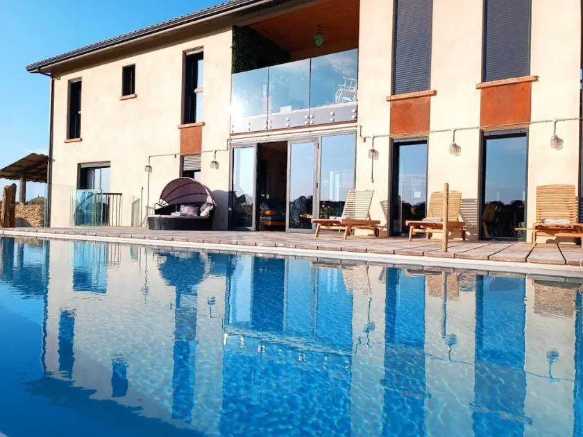 Luxury villa, heated infinity pool, hot tub near Carcassonne, South of France - Image 1