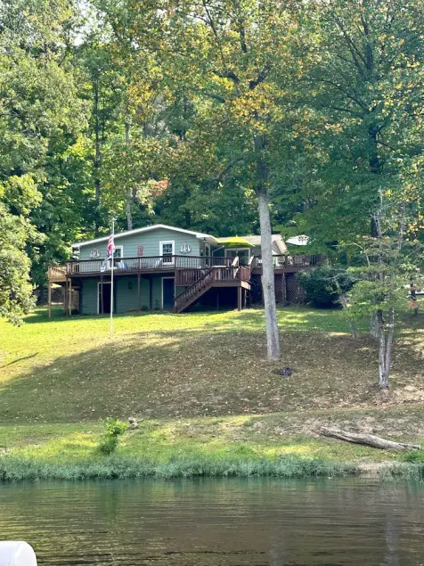 House on Lake Malone 200ft waterfront No Cleaning/Pet fees Across from Marina - Image 1