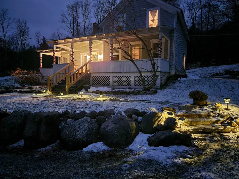 Bluebear Cottage - Image 1