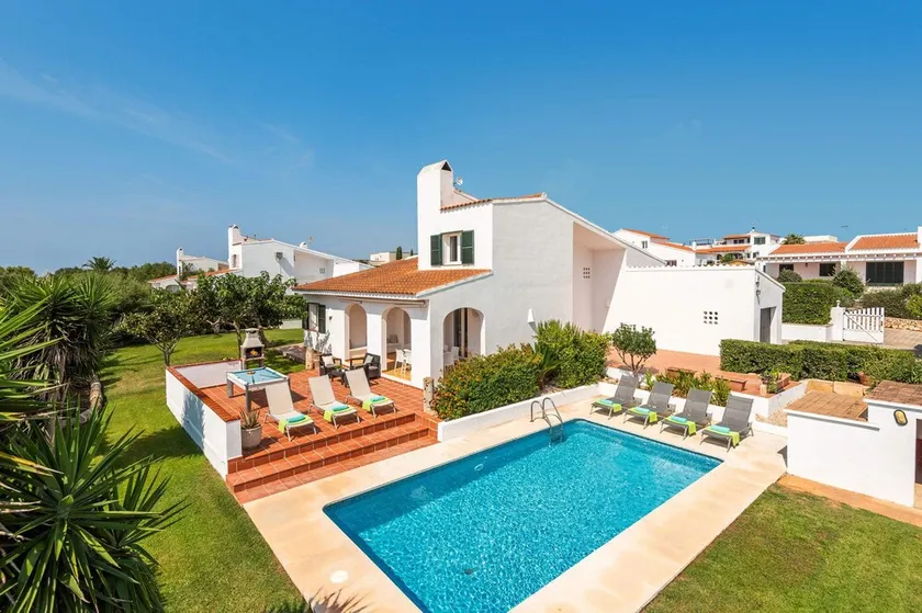 Villa Adelaide by Villa Plus - Image 1