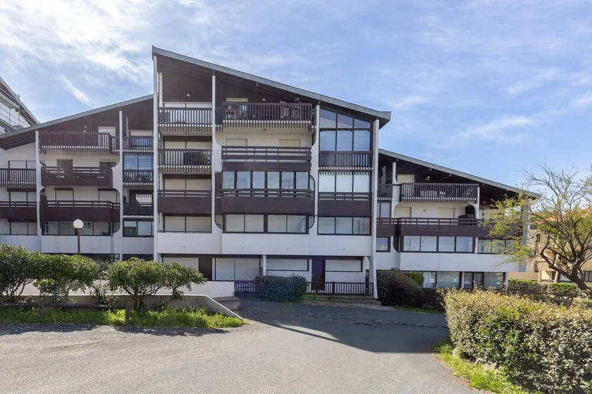 Appartamento \"Location Noly\" con vista mare, terrazza privata e Wi-Fi - Image 1
